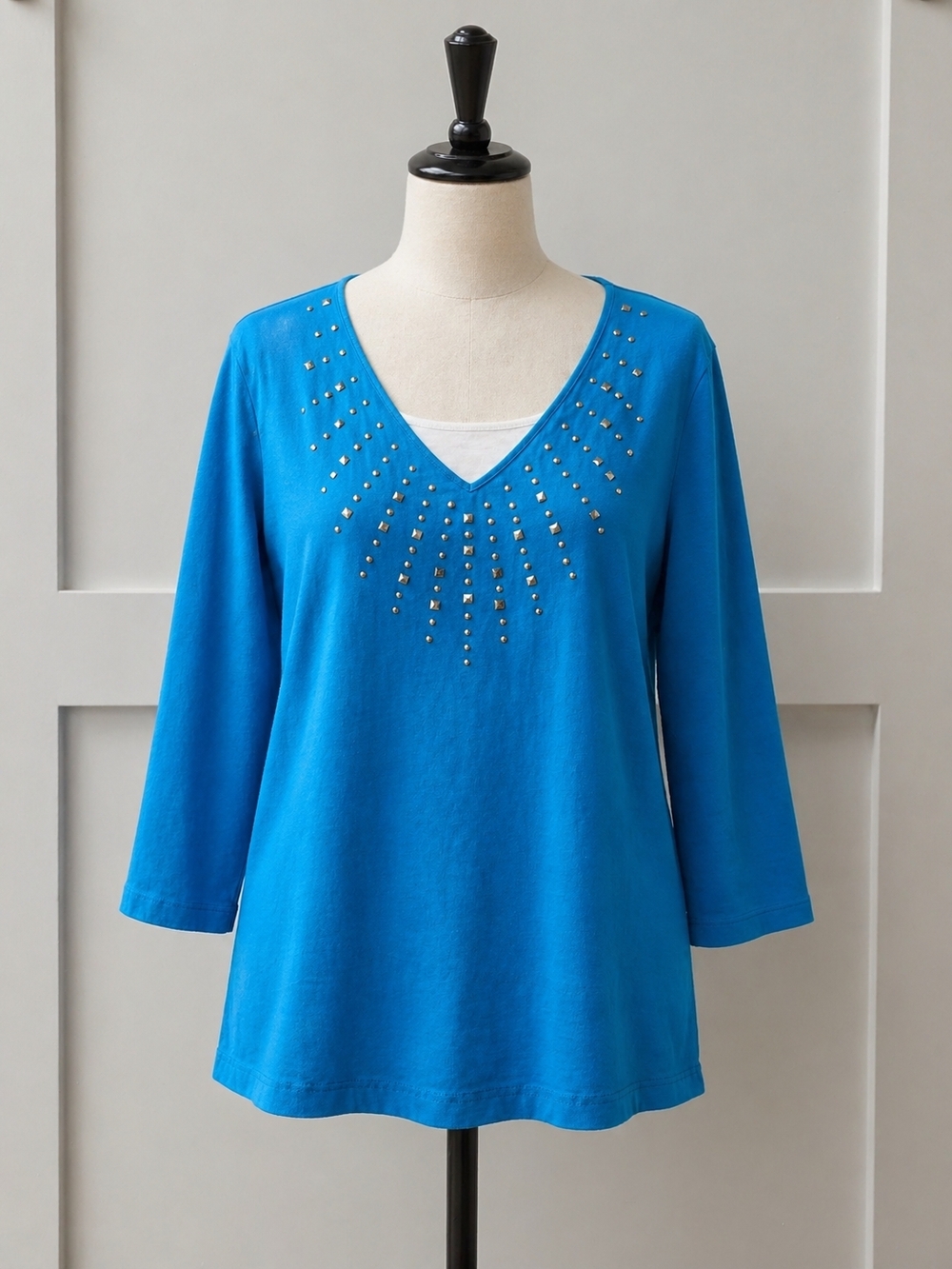 Laura Scott Bright Blue V-Neck Studded 3/4 Sleeve Tee